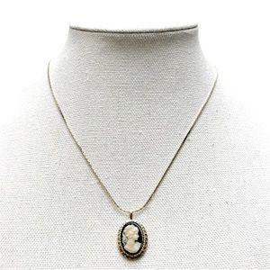 Vintage Black & Goldtone Cameo Pendant Chain Necklace 18” Victorian Gothic Style